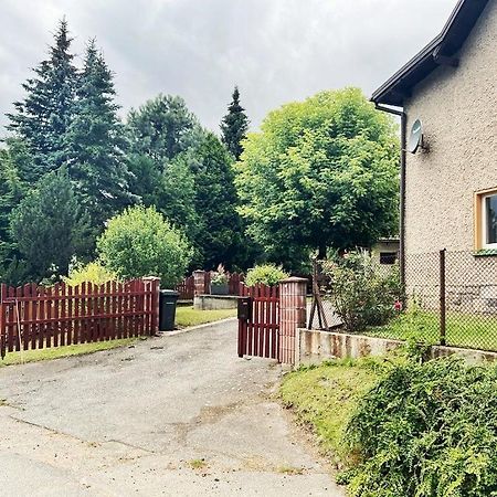 Golebi Puch - Przytulny Apartament Na Wylacznosc Kudowa-Zdrój Kültér fotó
